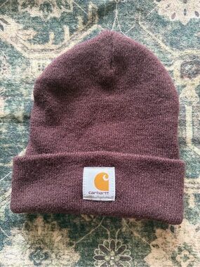 Carhartt Cuffed Beanie in Deep Plum with Gold Patch
